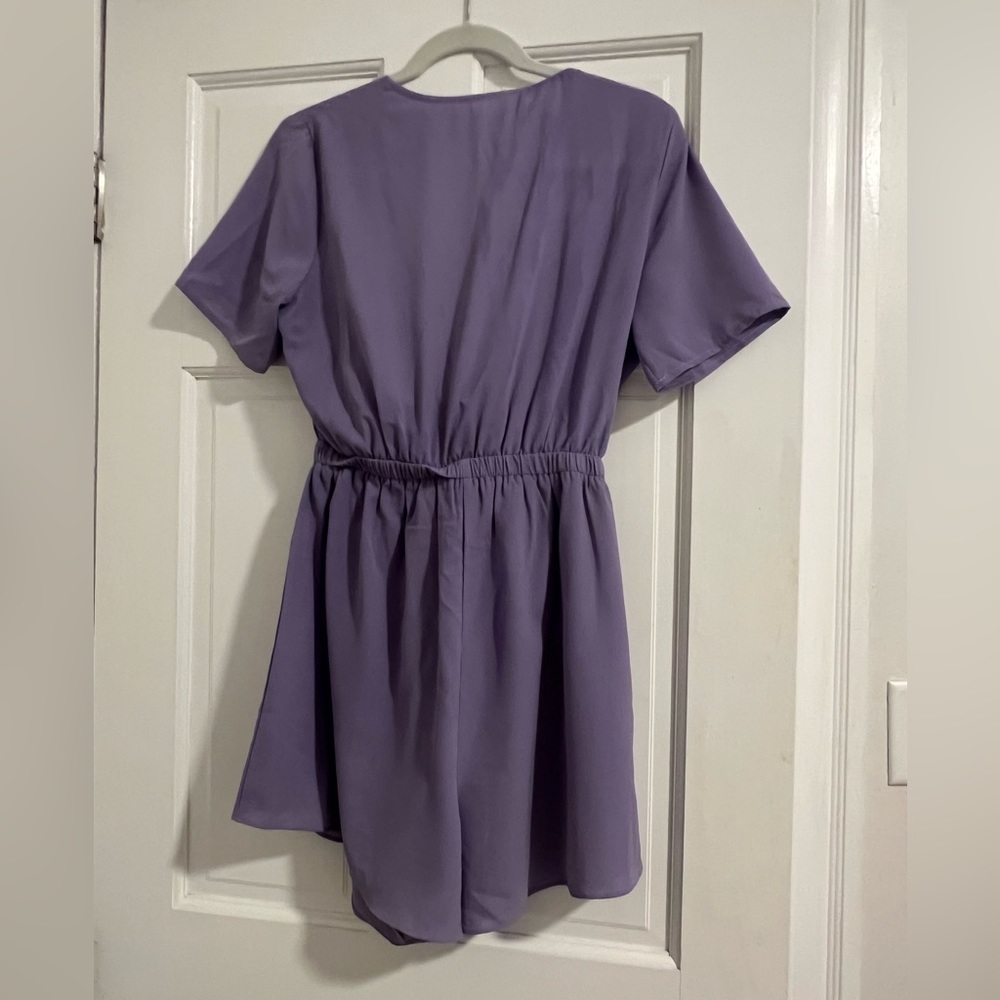 V Neck Self Tie Front Short Romper Playsuit - Picture 7 of 7